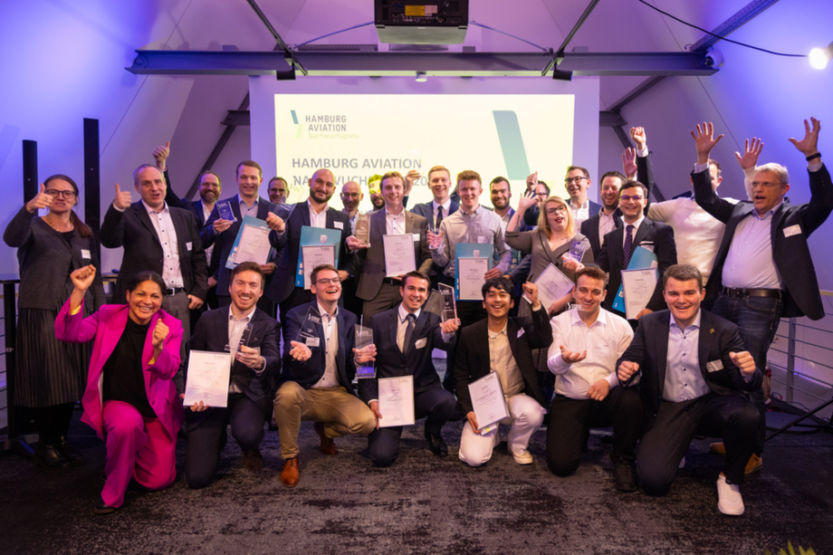 This year's winners of the Hamburg Aviation Young Professionals Award. 